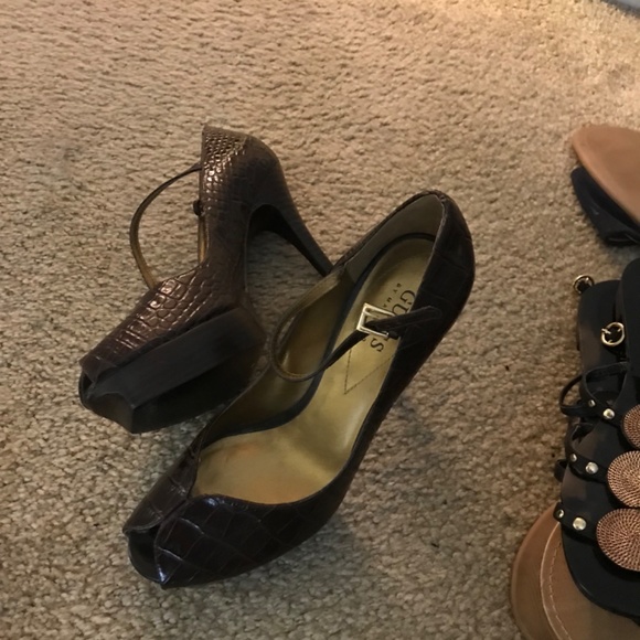 Guess shoes - Picture 3 of 4